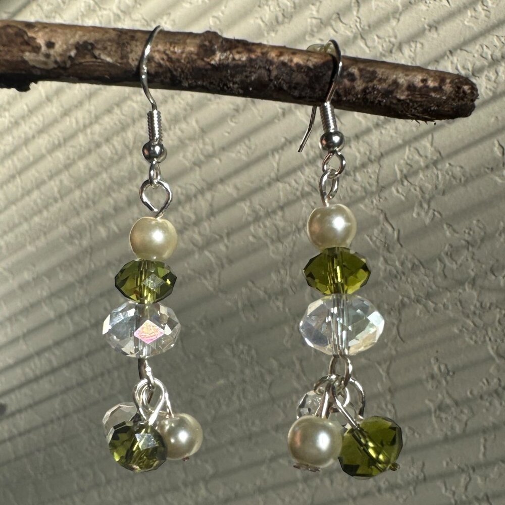 Handmade Sterling Silver Earrings W/ Freshwater Pearls & Green Multifaceted Crys - Picture 7 of 15